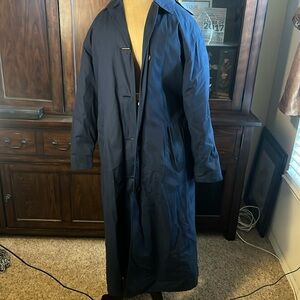 London fog full length trenchcoat size 8 regular